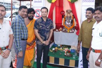 Traffic Awareness Ganesh |