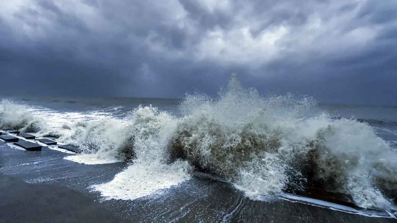 Low Pressure in Bay of Bengal