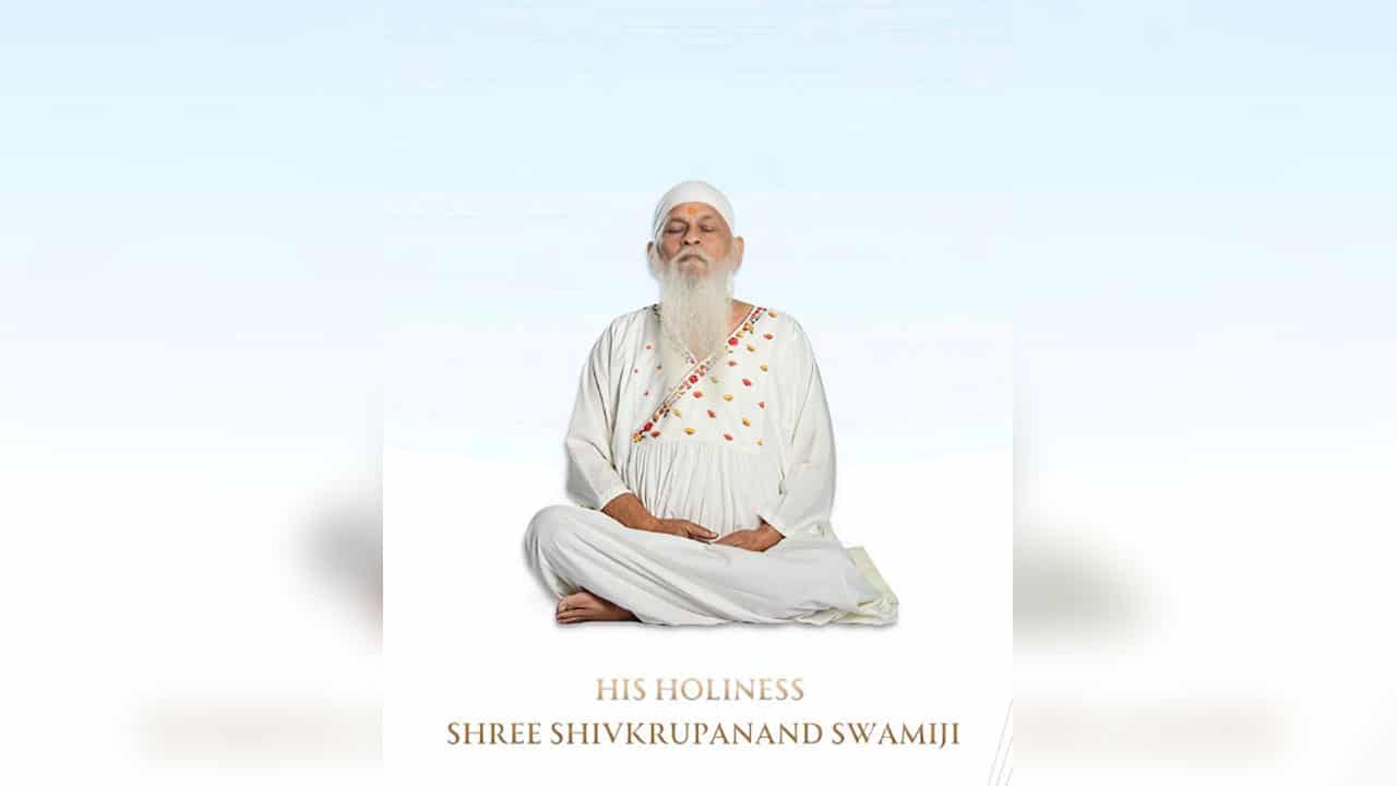 Shivkrupanand Swamiji