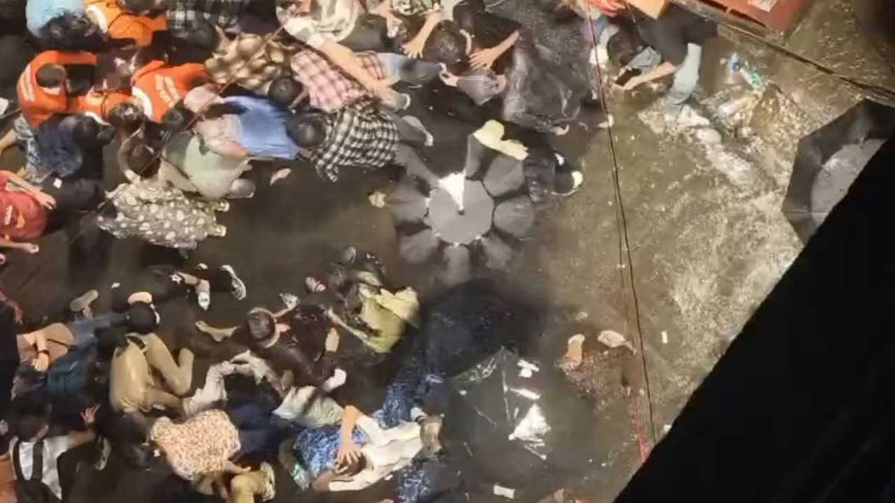 Kolkata Durga Puja Stampede