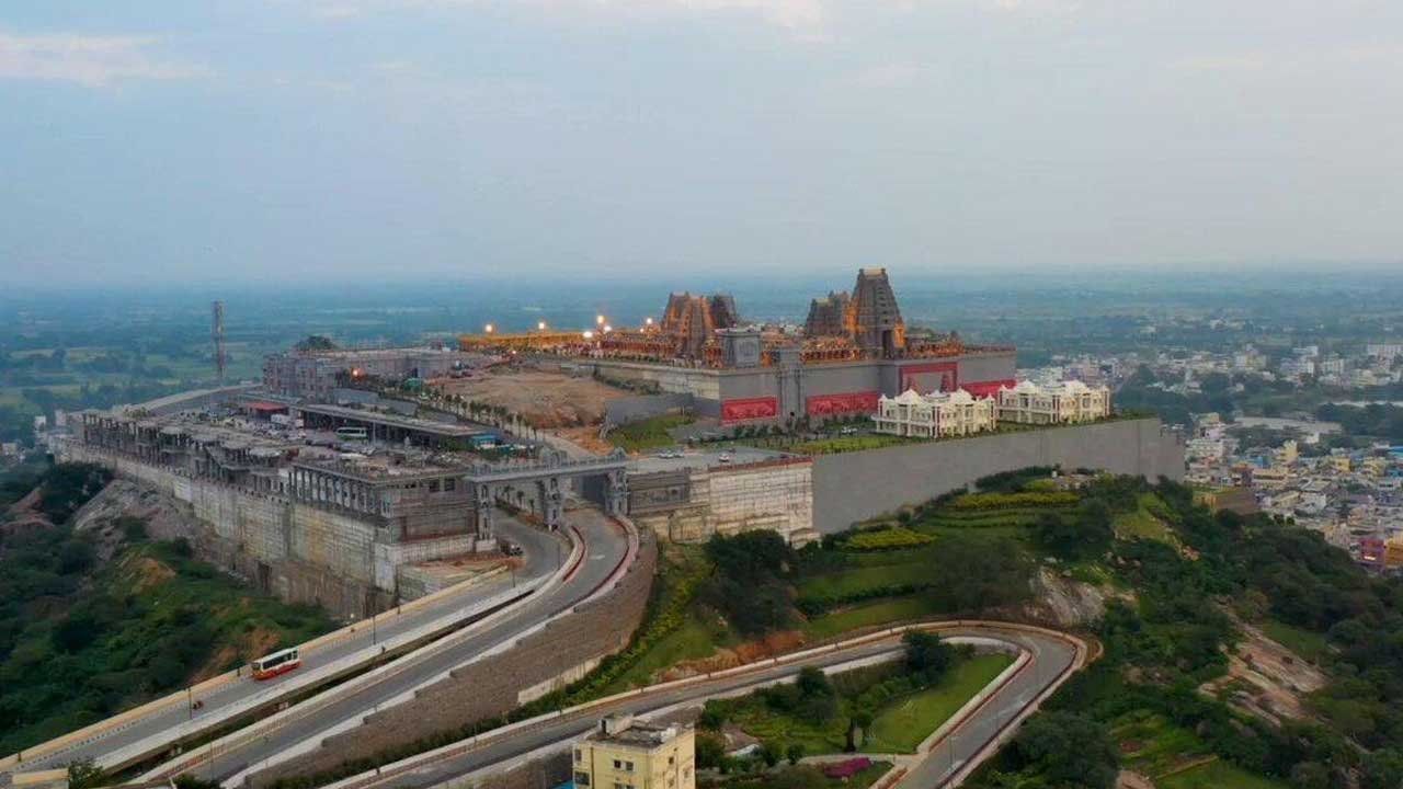 akshara today .jpgyadagiri