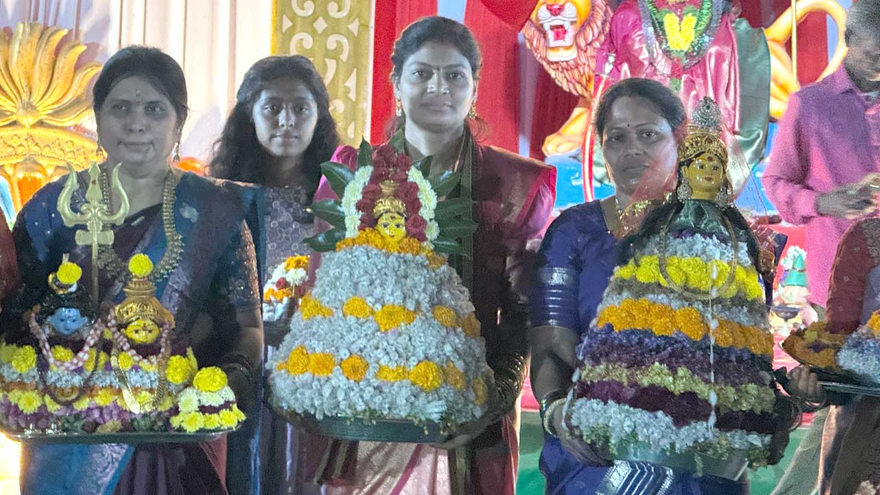 Kamareddy Saddula Bathukamma |