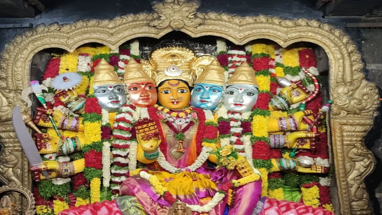 Gayatri Devi Alankaram