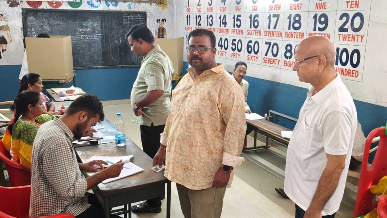Nizamabad Red Cross Polling |