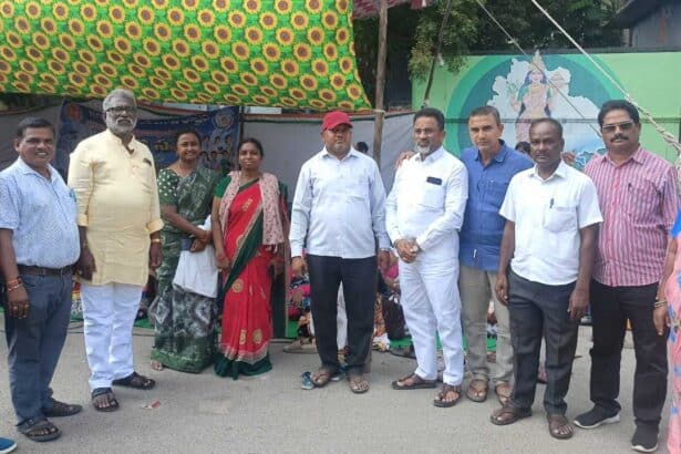 NHM Employees |